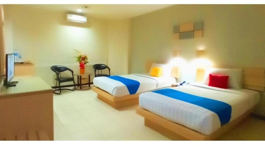 Merpati Hotel Pontianak Eksteriør bilde