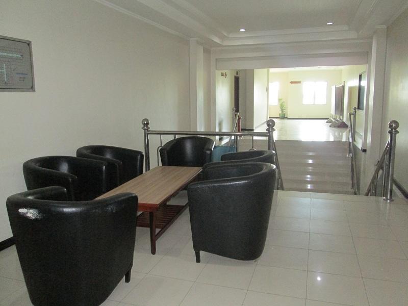 Merpati Hotel Pontianak Eksteriør bilde
